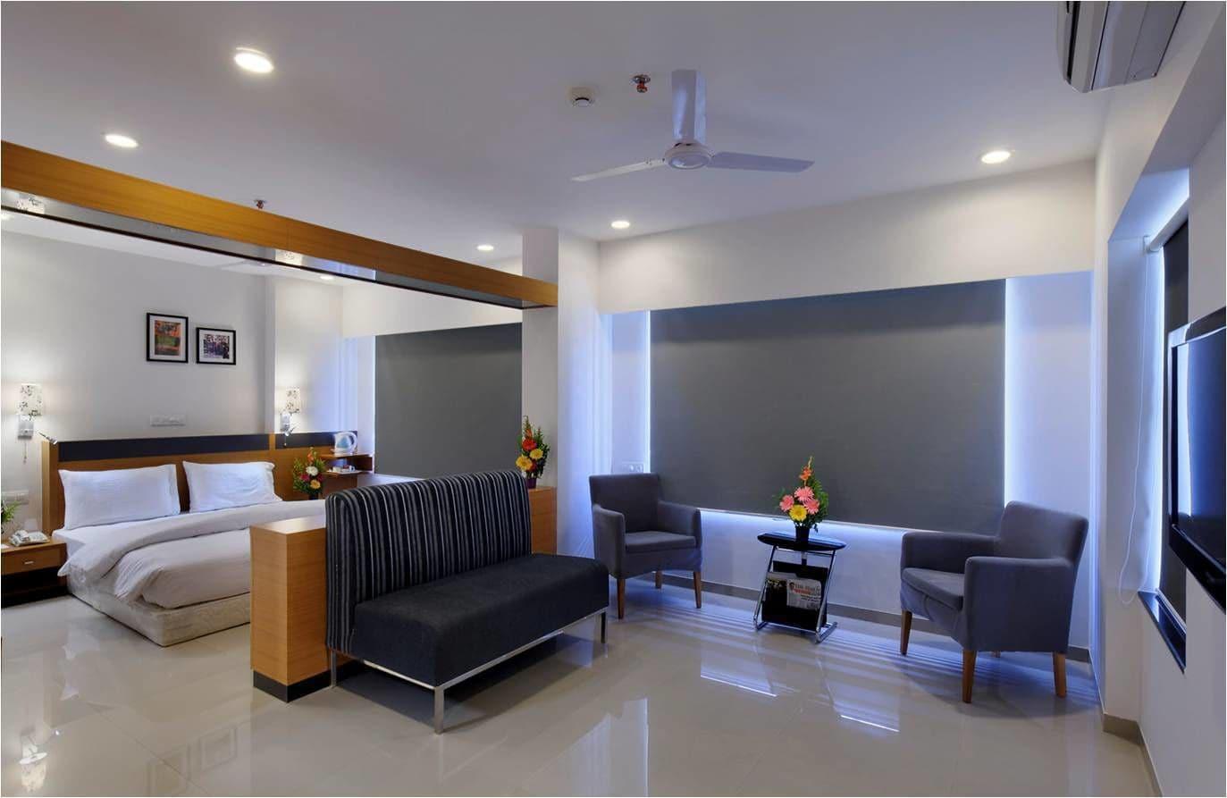 Hi 5 Hotel&Experience Nashik Exterior foto